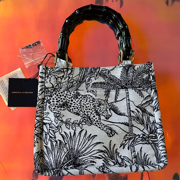 🦋NWT Forbidden Beaded Butterfly Crossbody with Bamboo Handle bag - Picture 4 of 13